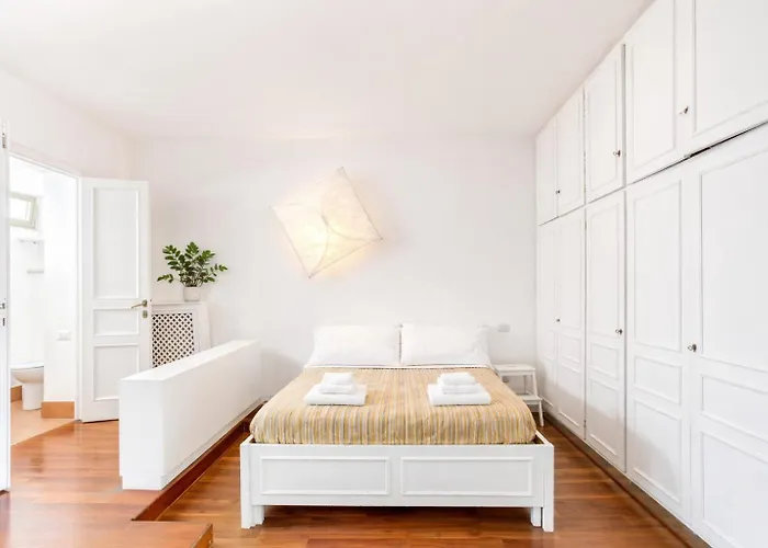 Main Loft Capocci - Rione Monti By Rhr Appartement Rome